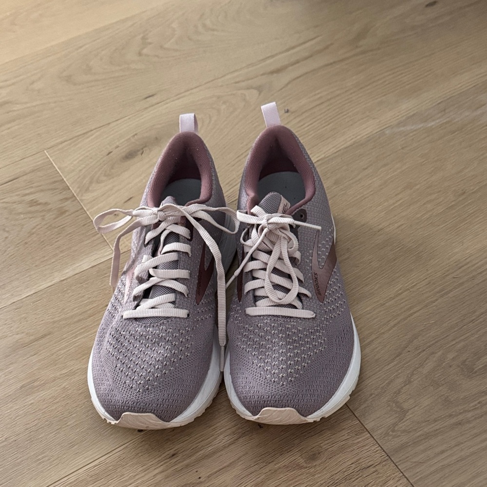 Brooks Women's Running Sneakers in Pink and Cream